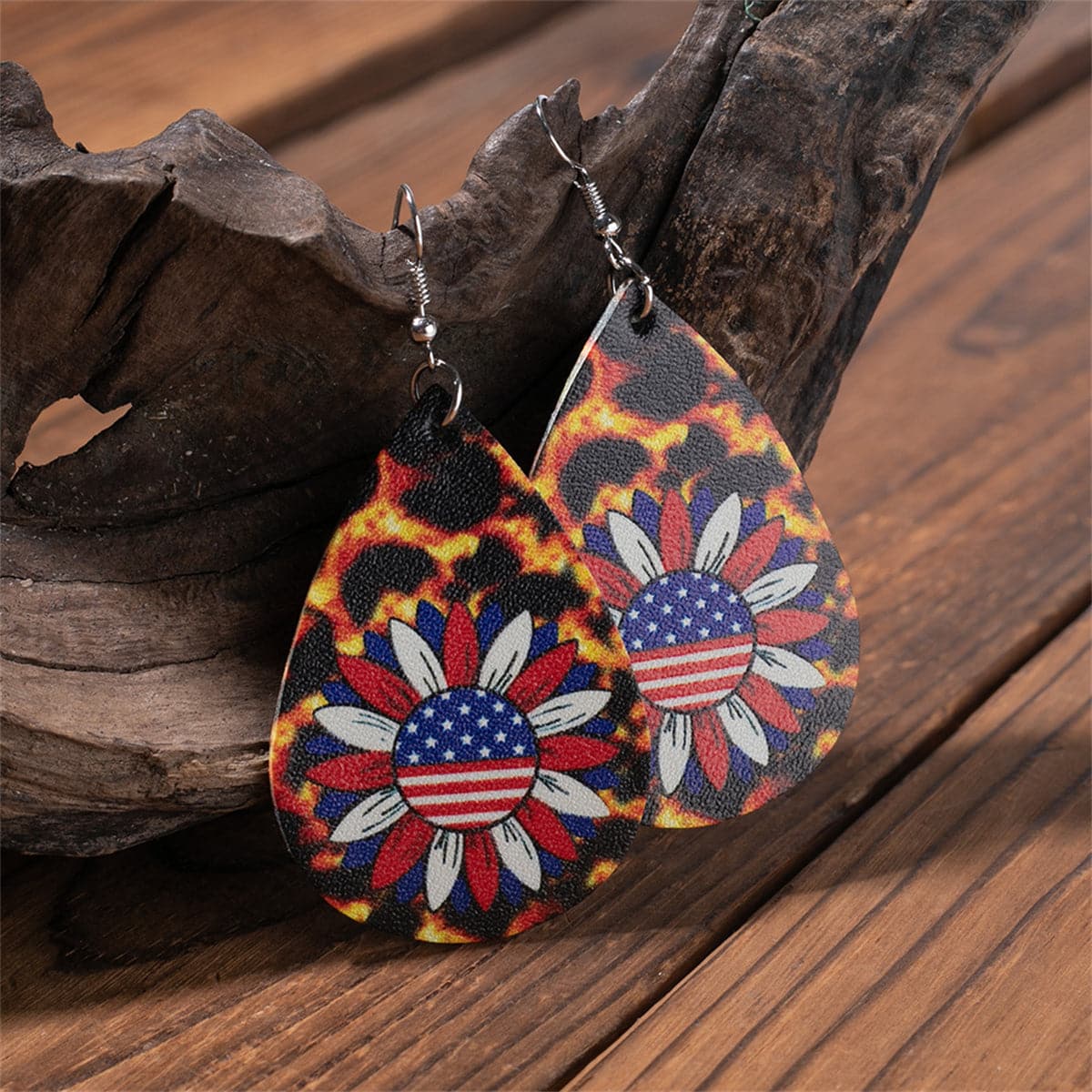 Red & White Polystyrene Stars & Stripes Sunflower Drop Earrings