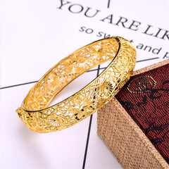 18K Gold-Plated Floral Filigree Bangle