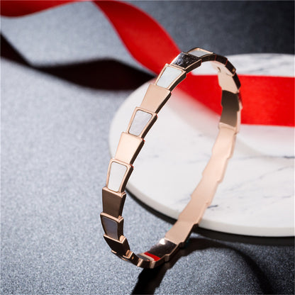 18K Rose Gold-Plated Ladder Bangle, rose gold bangle bracelet, everyday style, detail close-up