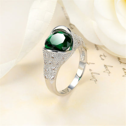 Green Crystal and Silver-Plated Bezel Ring, silver statement rings for women, dainty minimalist design, detail close-up