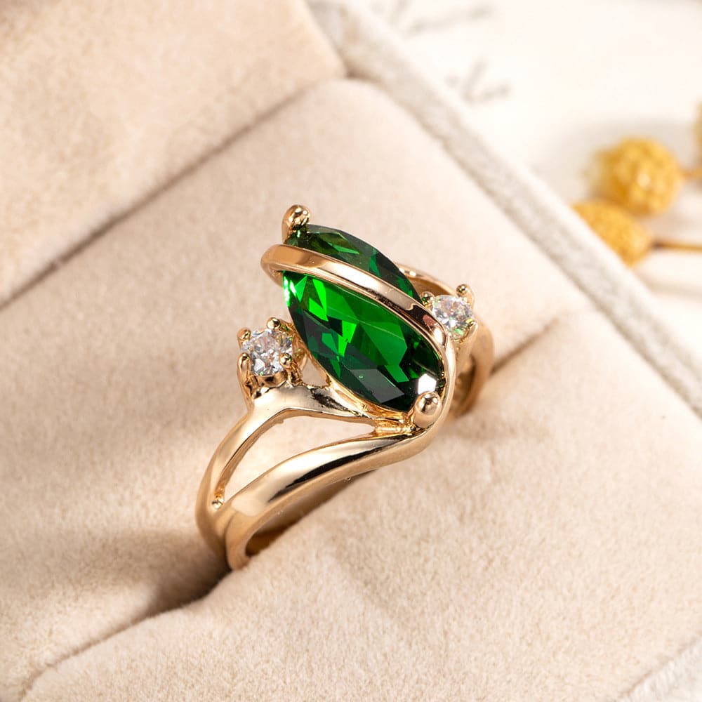Green Crystal and Cubic Zirconia Oval Ring, statement rings for women, elegant gift for her, front view
