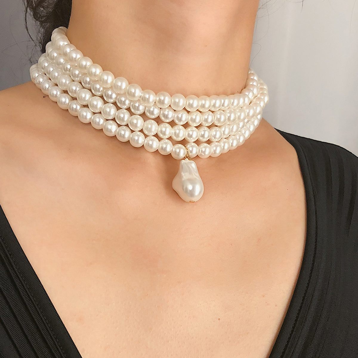 Pearl and 18K Gold-Plated Layered Choker Necklace, chunky gold choker necklace, vintage-inspired design, side view