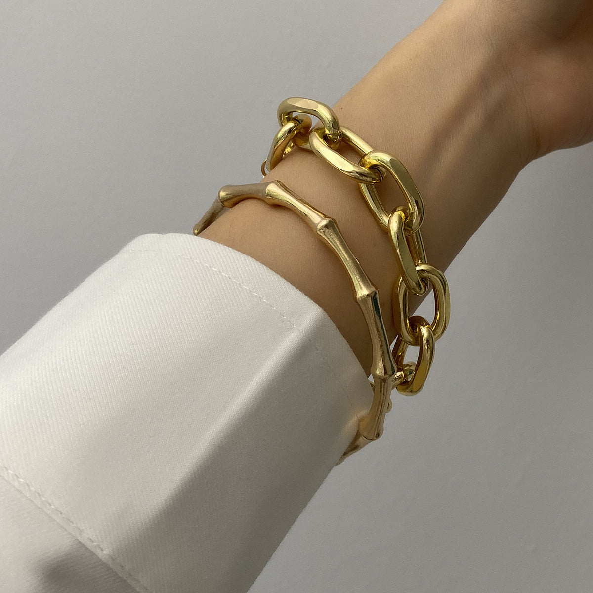18K Gold-Plated Cable Chain Bracelet and Bamboo Bangle Set, jewelry gift sets for women, detail close-up