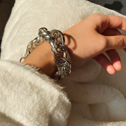 Silver-Plated Overlapping Chain Link Bracelet, silver bracelet for women, vintage-inspired design, styled look
