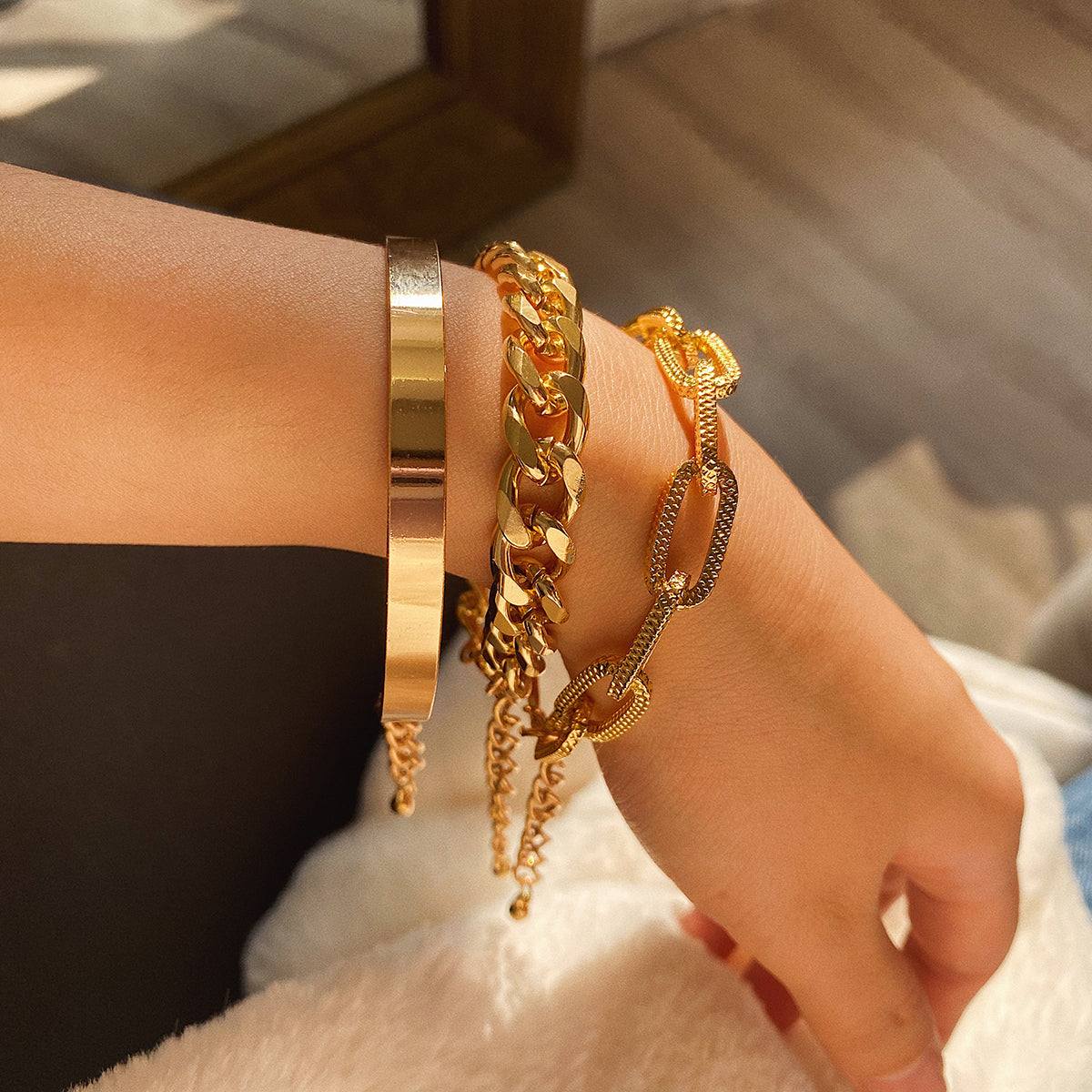 18K Gold-Plated Cut Figaro Bracelet Set, jewelry gift sets for women, everyday style, side view