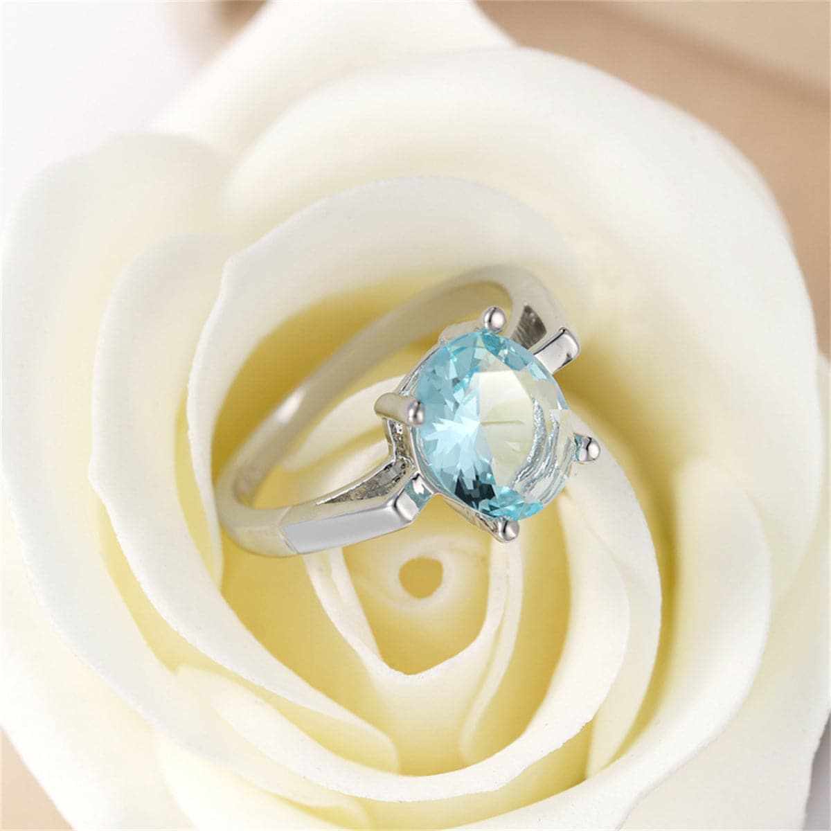 Sea Blue Crystal and Silver-Plated Openwork Geometric Oval-Cut Ring, silver statement rings for women, detail close-up