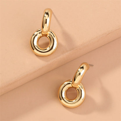 18K Gold-Plated Doughnut Drop Earrings, gold drop earrings for women, botanical inspired, detail close-up
