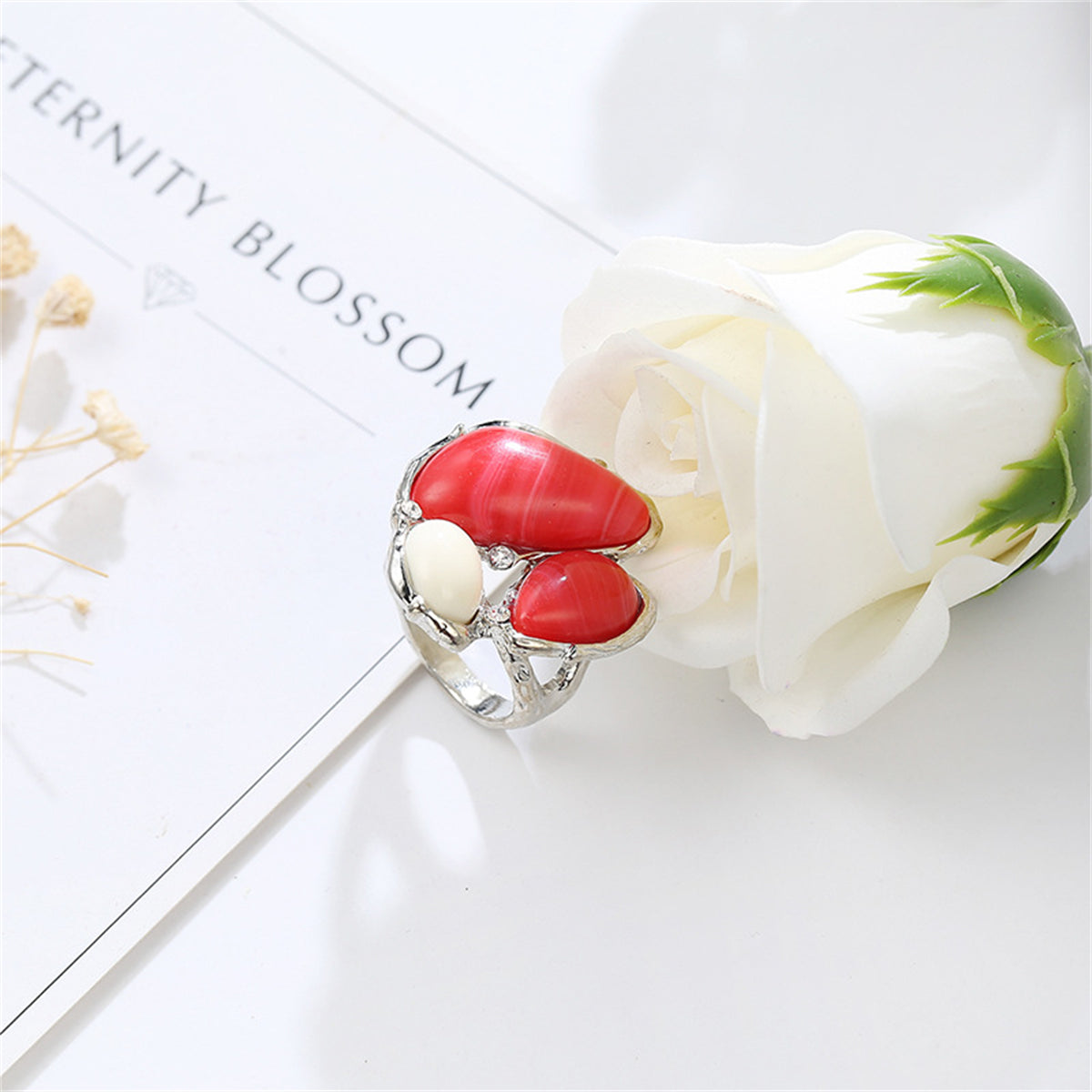 Red and Cream Cats Eye Abstract Ring, statement rings for women, everyday style, detail close-up