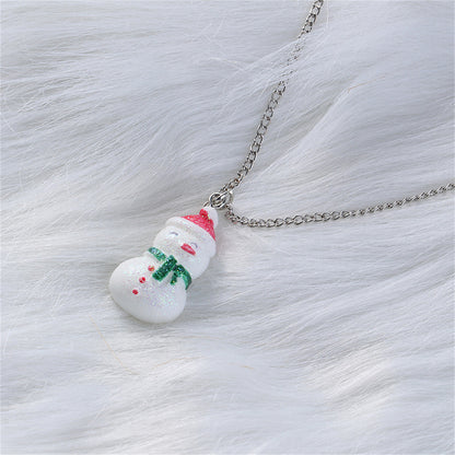 Red and White Snowman Pendant Necklace, pendant necklace for women, dainty minimalist design, detail close-up