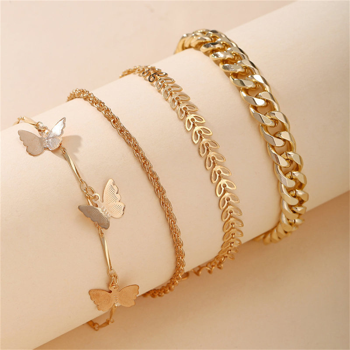 18K Gold-Plated Butterfly Station Bracelet Set, jewelry gift sets for women, elegant gift for her, detail close-up