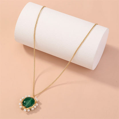 Green Crystal and Pearl 18K Gold-Plated Flower Pendant Necklace, gold pendant necklace for women, detail close-up