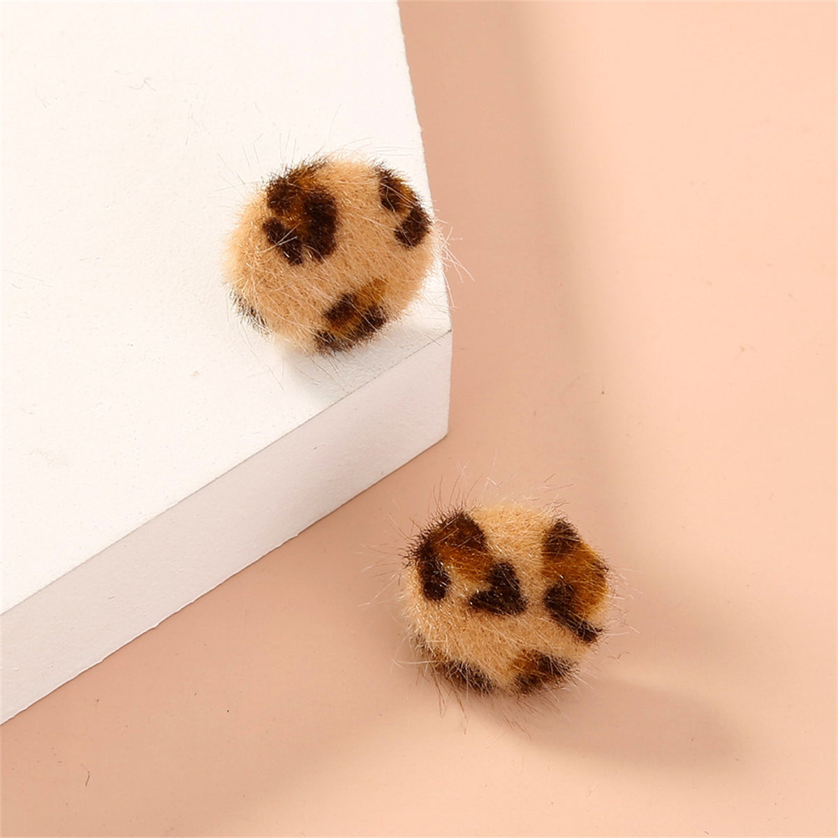 Gabardine and Silver-Plated Leopard Print Stud Earring, silver stud earrings for women, botanical inspired, lifestyle look