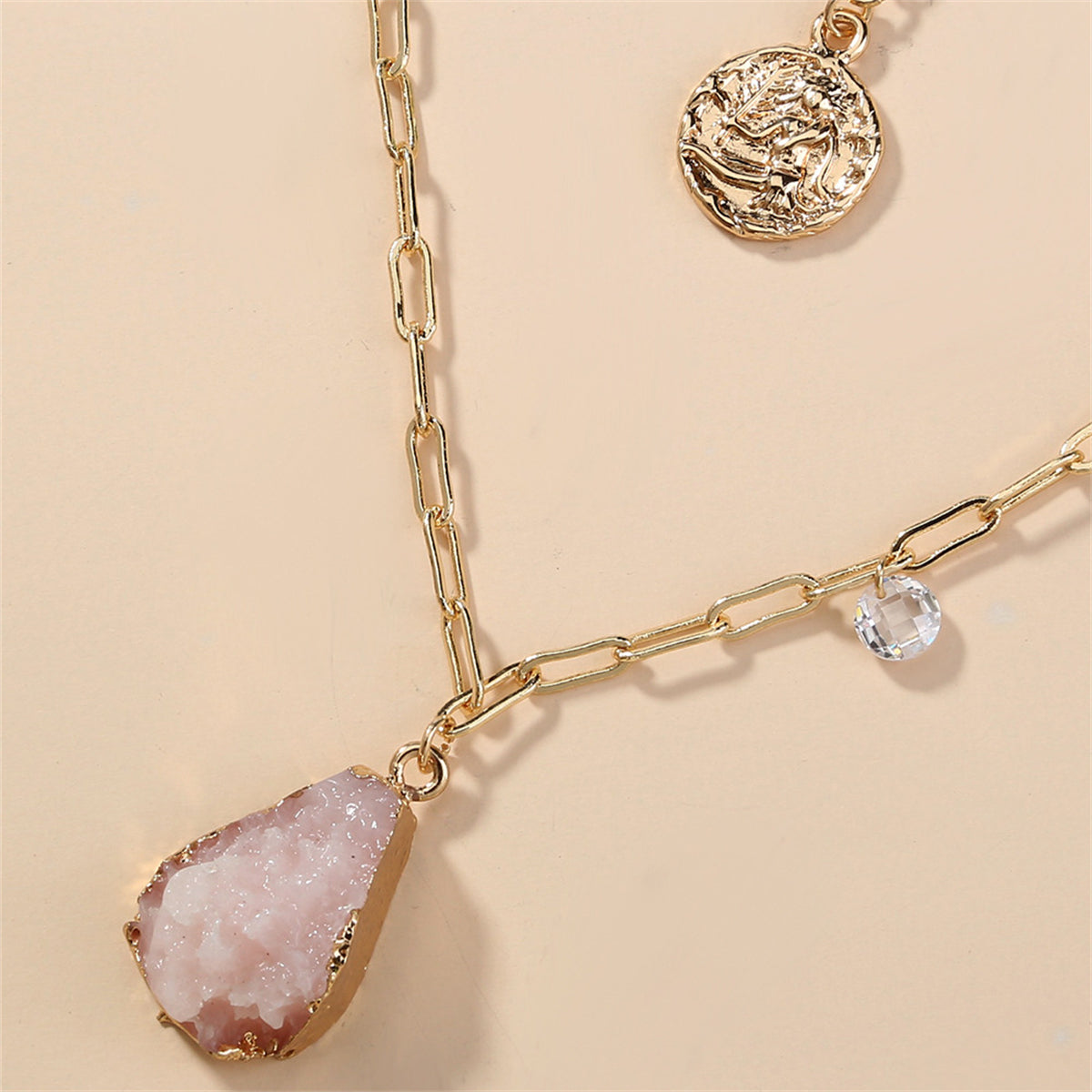 Pearl and Resin 18K Gold-Plated Coin Pendant Layered Necklace, gold pendant necklace for women, detail close-up