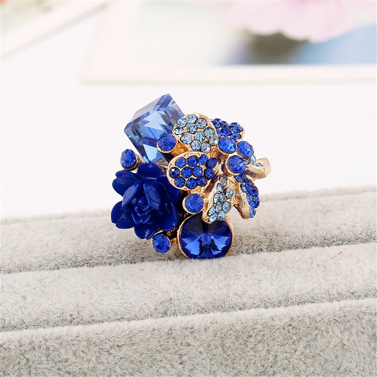 Blue Crystal & cubic zirconia Group Flower Ring - streetregion