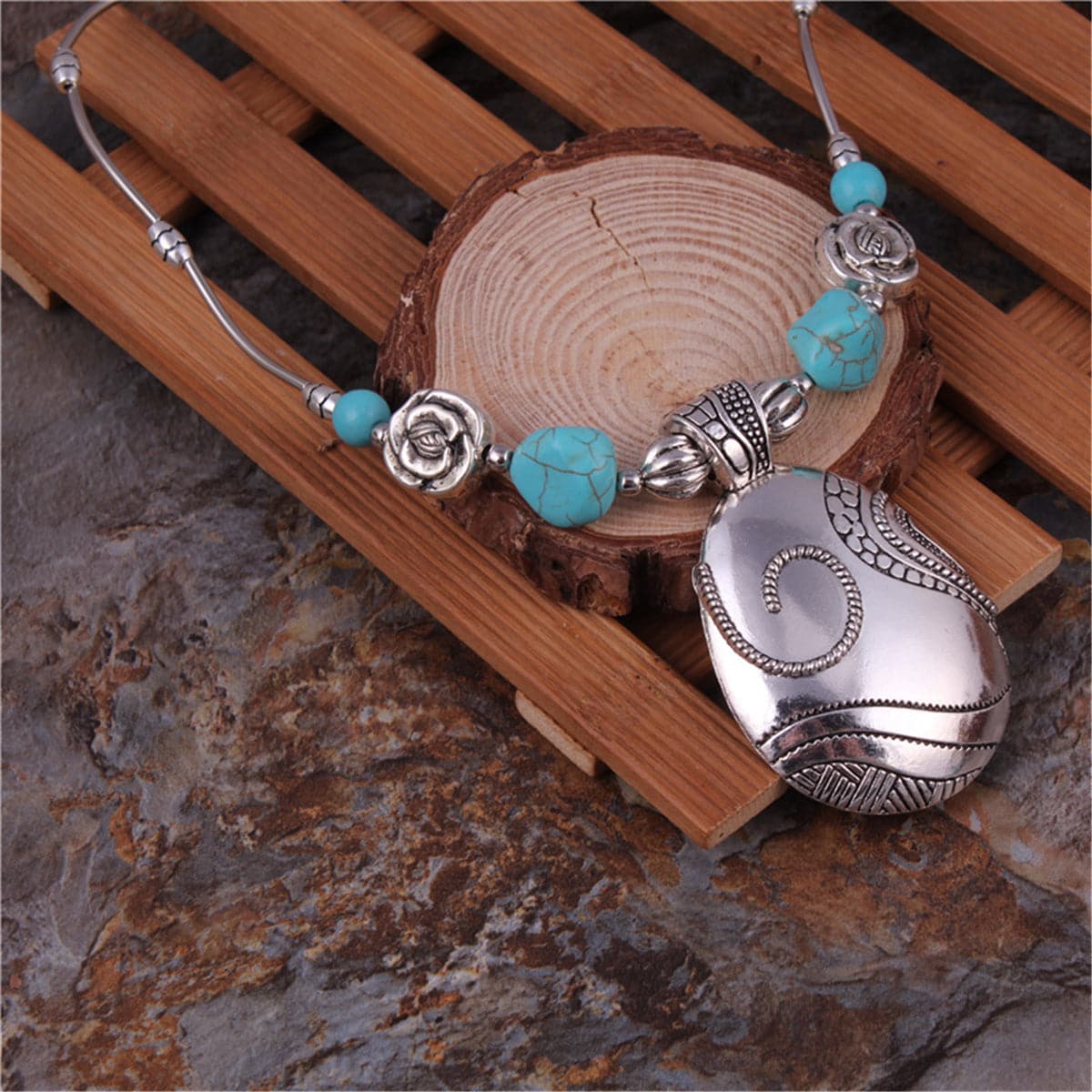 Turquoise & Silver-Plated Floral Teardrop Necklace