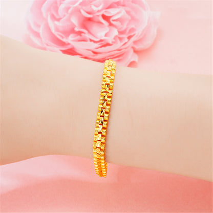 24K Gold-Plated Frosted Link Bracelet, gold bracelet for women, botanical inspired, detail close-up