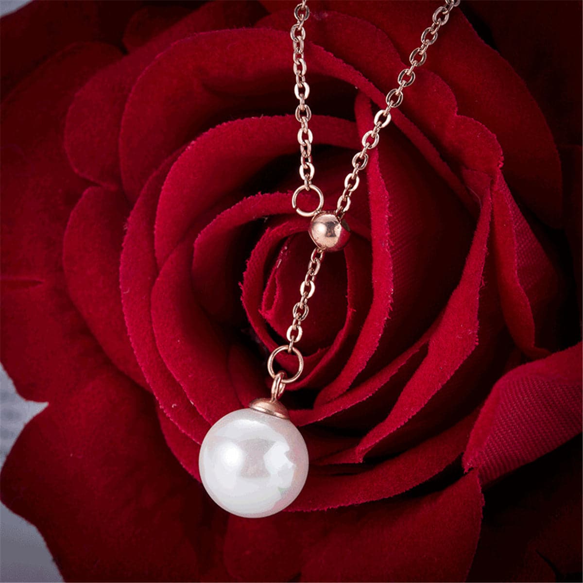 Pearl and 18K Rose Gold-Plated Lariat Necklace, rose gold pendant necklace for women, elegant gift for her, front view