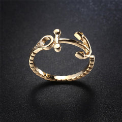 Stunning 18K gold-plated anchor ring with a stylish rope design, ideal for adding a touch of maritime charm to any outfit.