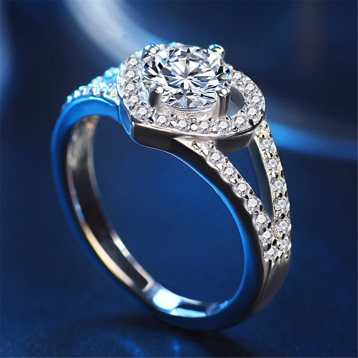 Cubic Zirconia and Crystal Silver-Plated Heart Ring, silver statement rings for women, elegant gift for her, detail close-up