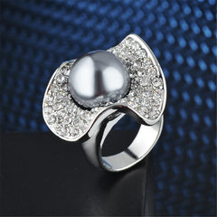 Gray Pearl & Cubic Zirconia Silver-Plated Lotus Ring