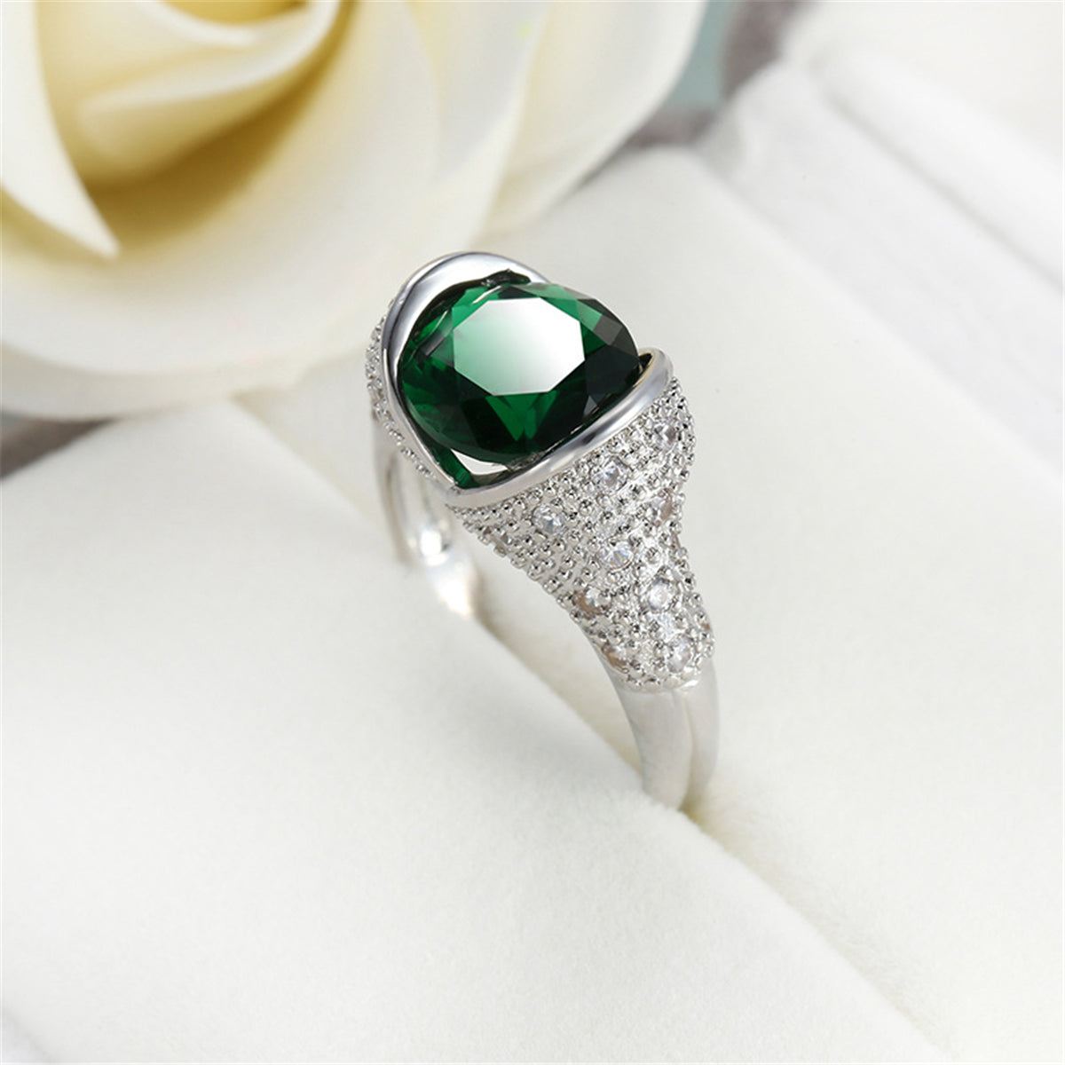 Green Crystal and Silver-Plated Bezel Ring, silver statement rings for women, dainty minimalist design, lifestyle look