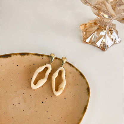 Cream Resin and 18K Gold-Plated Abstract Drop Earrings, gold drop earrings for women, botanical inspired, detail close-up