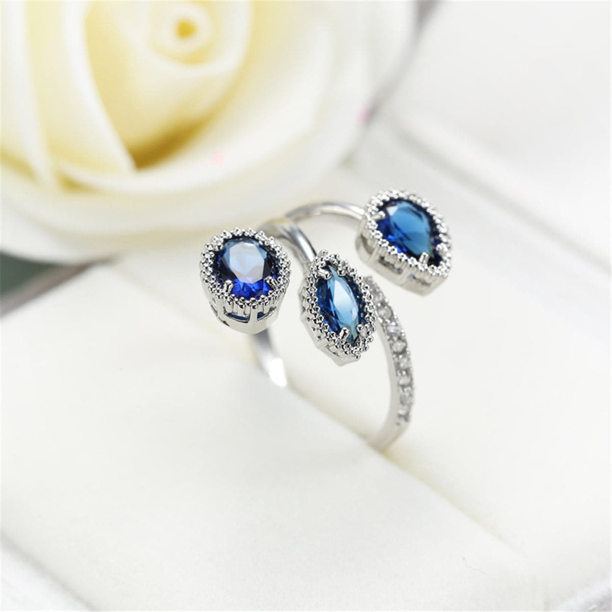 Navy Crystal and Silver-Plated Rattan Three-Stone Bypass Ring, silver statement rings for women, detail close-up