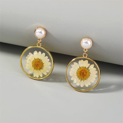Pearl and 18K Gold-Plated Resin Mum Drop Earrings, gold drop earrings for women, vintage-inspired design, front view