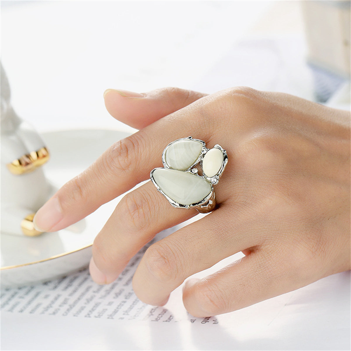 White Cats Eye Silver-Plated Abstract Ring