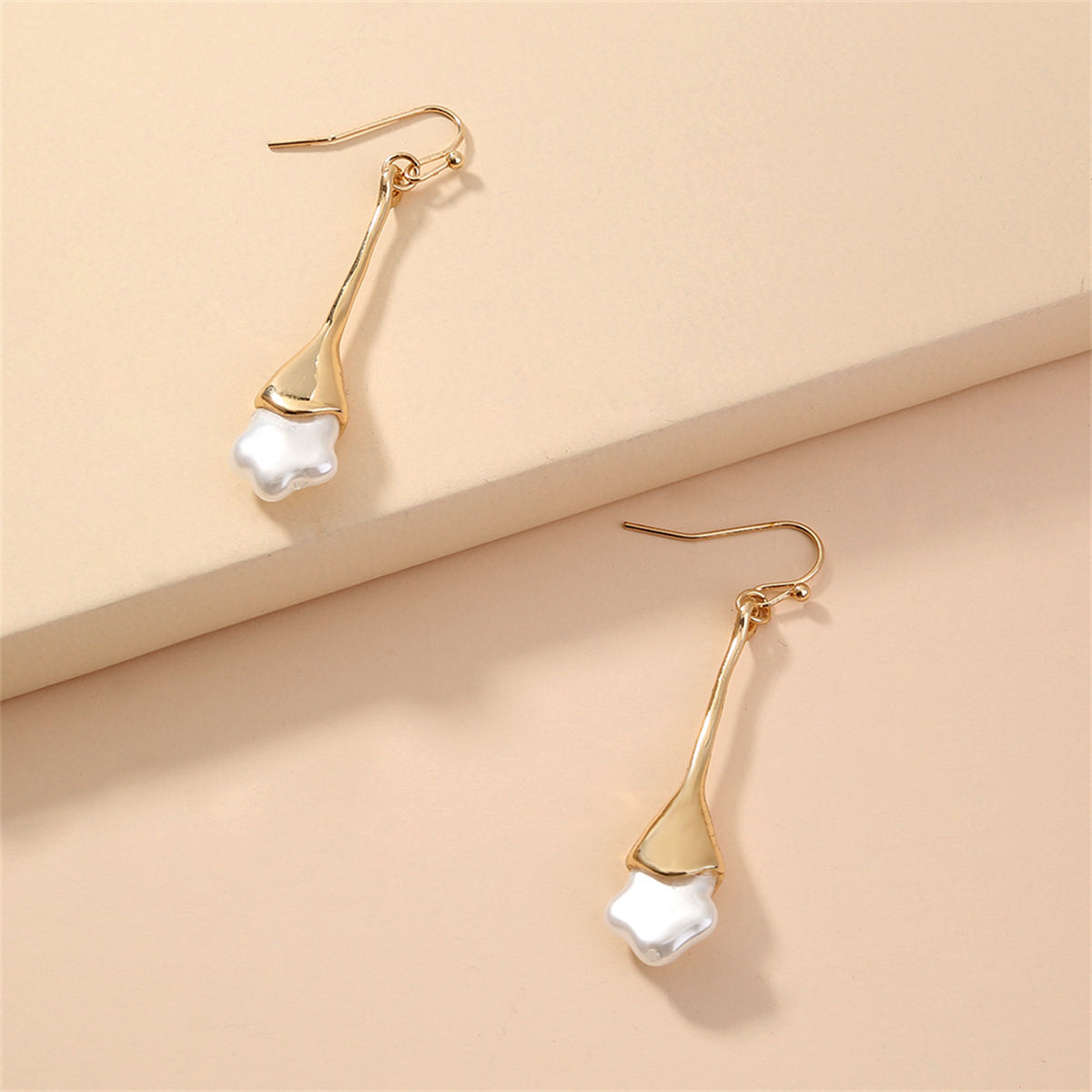 Pearl and 18K Gold-Plated Star Drop Earrings, gold drop earrings for women, elegant gift for her, lifestyle look