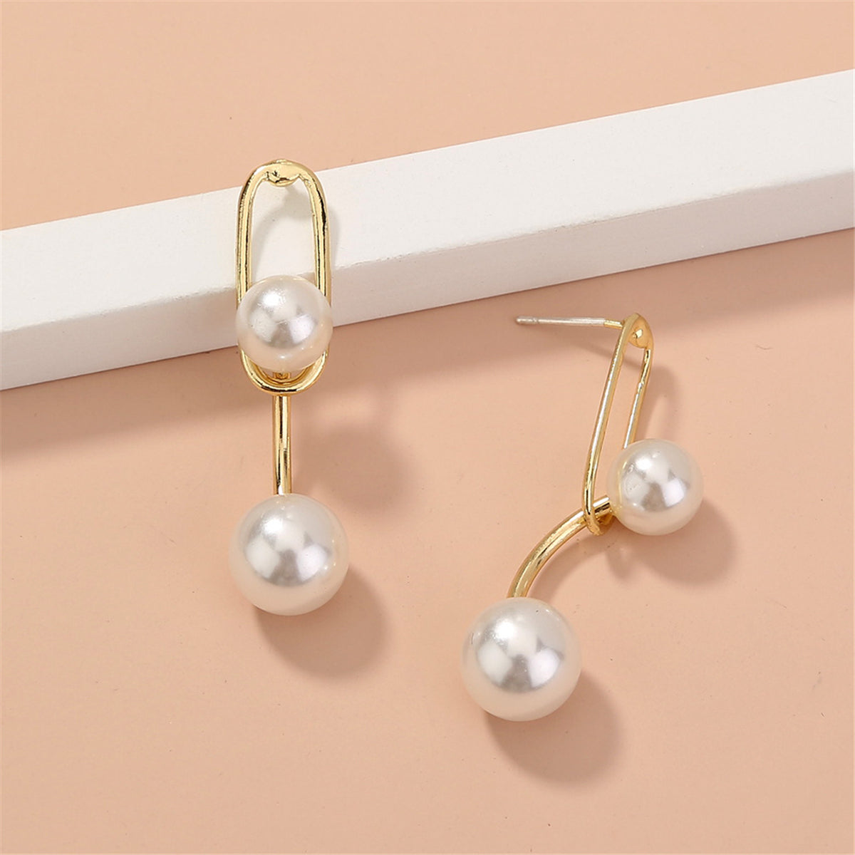 Pearl and 18K Gold-Plated Double Drop Earrings, gold drop earrings for women, vintage-inspired design, detail close-up