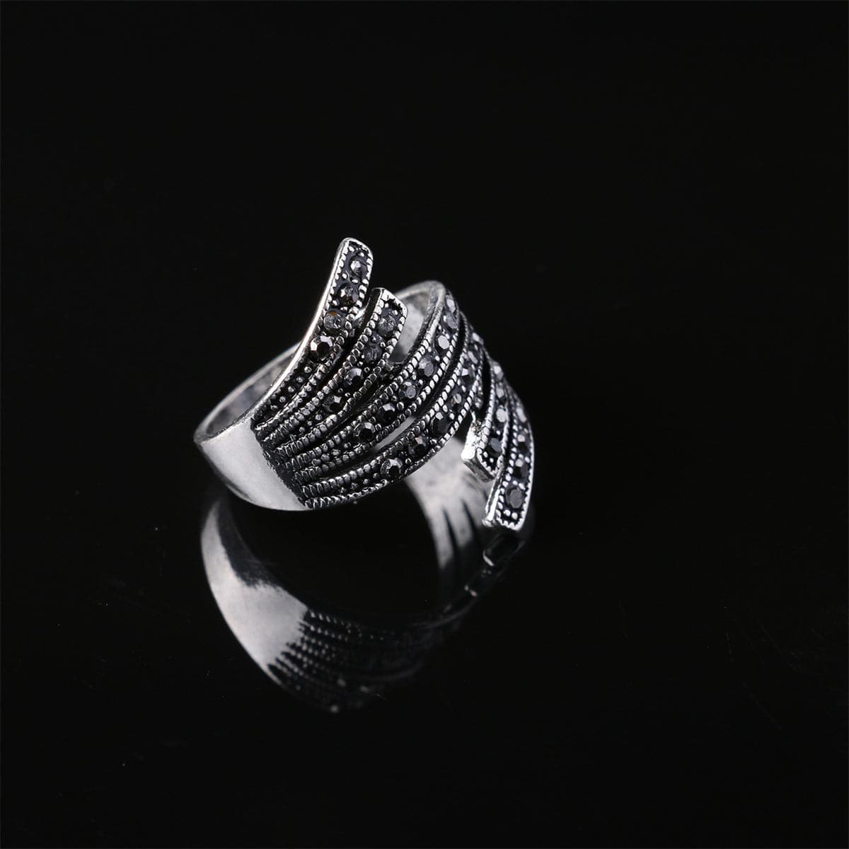 Black Cubic Zirconia Wing Band Ring, statement rings for women, vintage-inspired design, detail close-up