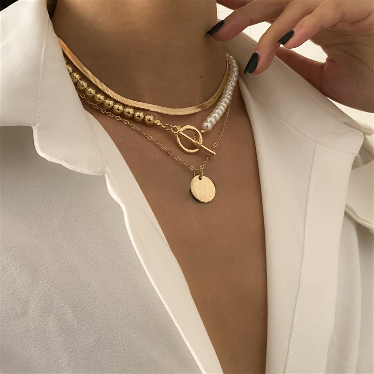 Pearl and 18K Gold-Plated Toggle Necklace Set, jewelry gift sets for women, dainty minimalist design, side view
