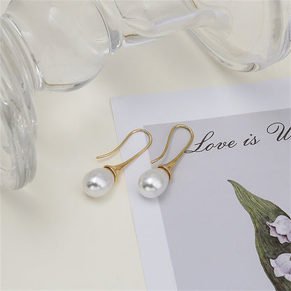 Pearl and 18K Gold-Plated Drop Earring, gold drop earrings for women, vintage-inspired design, side view