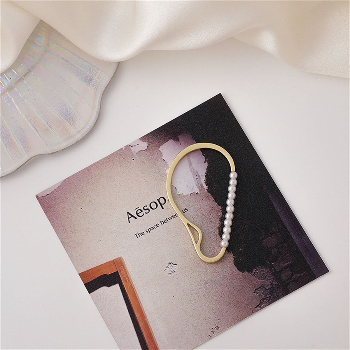 Pearl & 18K Gold-Plated Ear Cuff