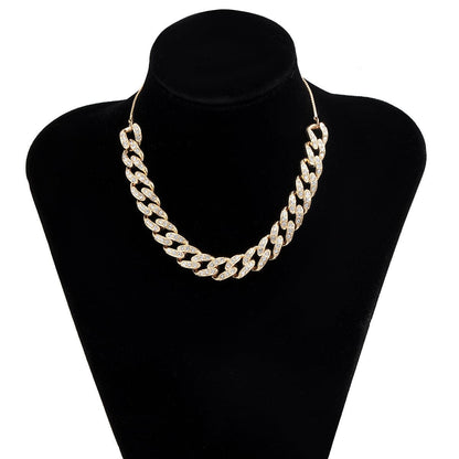 Cubic Zirconia and 18K Gold-Plated Figaro Statement Necklace, gold pendant necklace for women, detail close-up