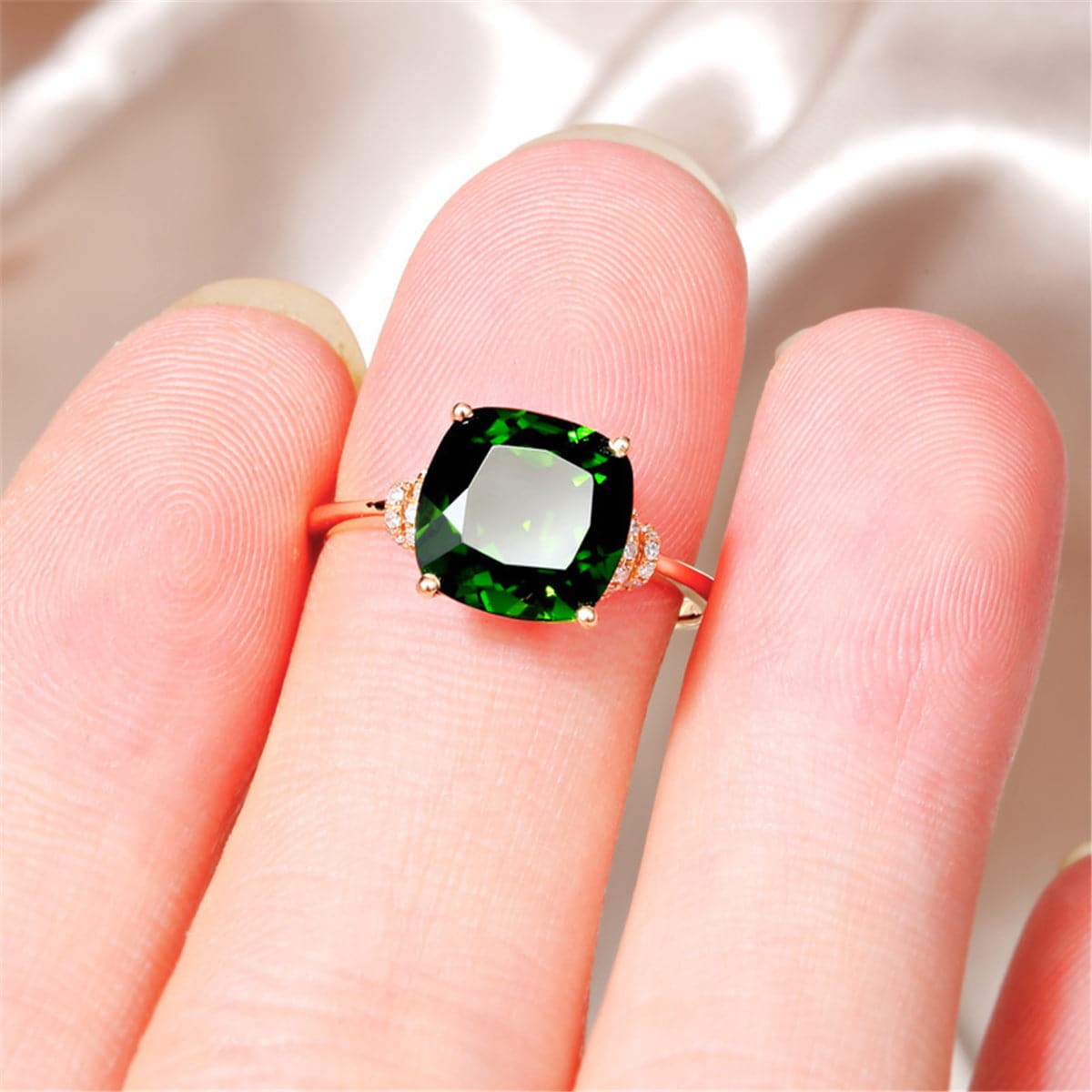 Green Crystal & Cubic Zirconia Princess-Cut Ring - streetregion