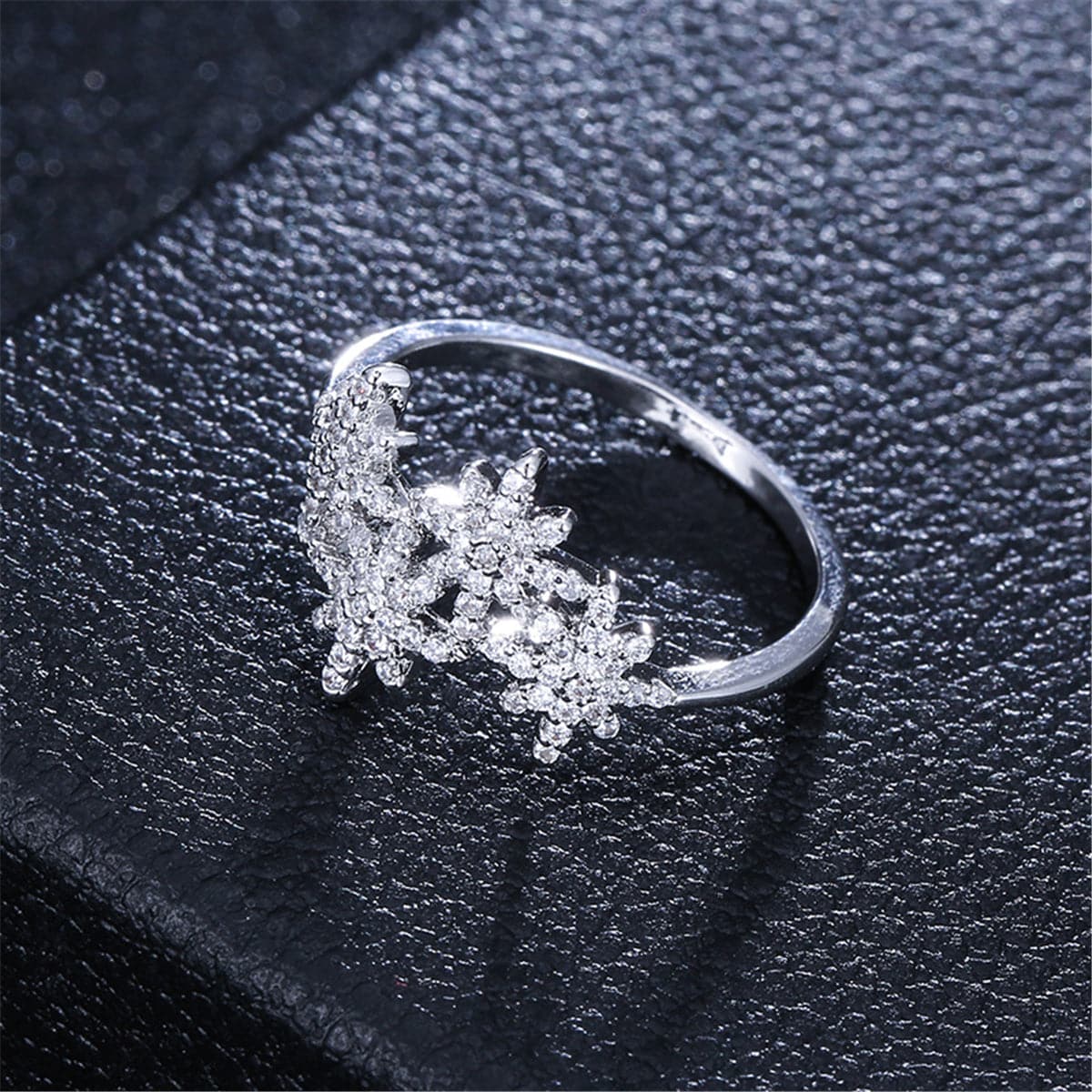 Cubic Zirconia & Silver-Plated Snowflake Ring