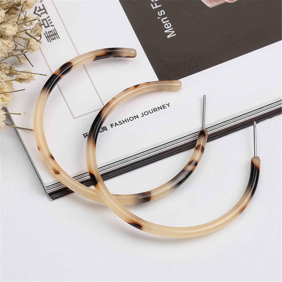 Blush Tortoise Hoop Earrings - streetregion