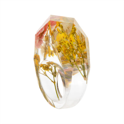 Yellow Dried Flower Ring, statement rings for women, dainty minimalist design, lifestyle look