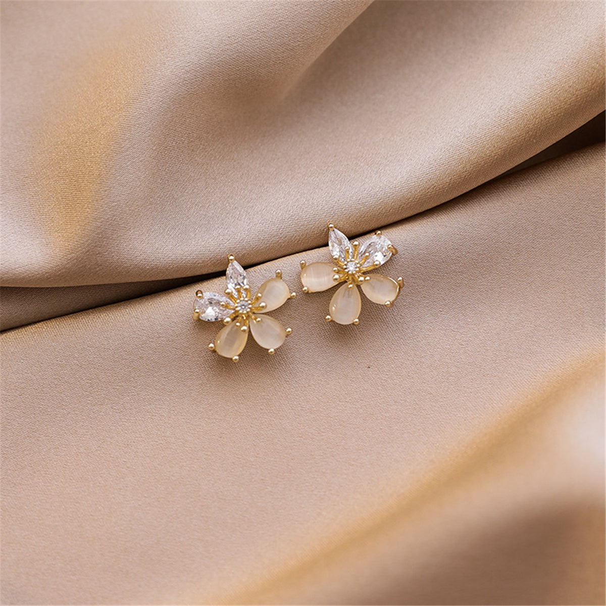 Crystal & Cats Eye Flower Stud Earrings