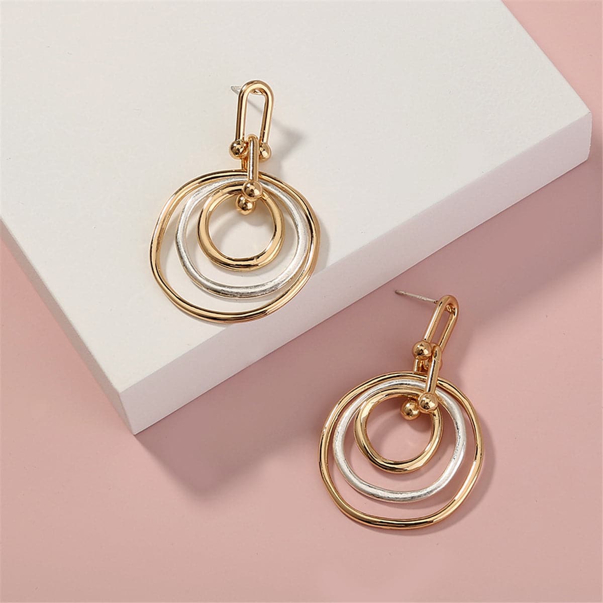 Two-Tone Ripple Drop Earrings, drop earrings for women, dainty minimalist design, detail close-up