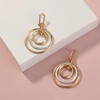 Two-Tone Ripple Drop Earrings, drop earrings for women, dainty minimalist design, detail close-up