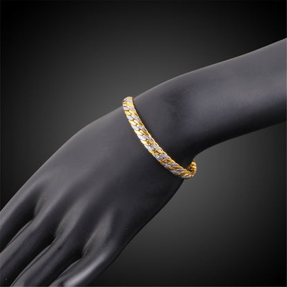 Two-Tone Figaro Bracelet, bracelet for women, everyday style, detail close-up