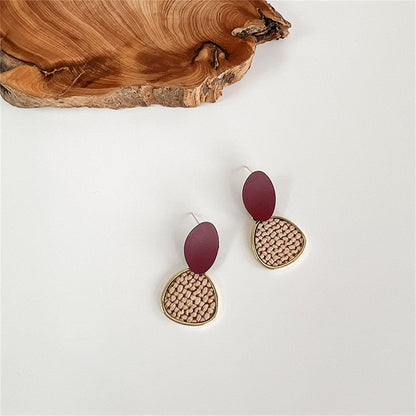 Brown Polystyrene and 18K Gold-Plated Woven Tiered Oval Drop Earrings, gold drop earrings for women, detail close-up