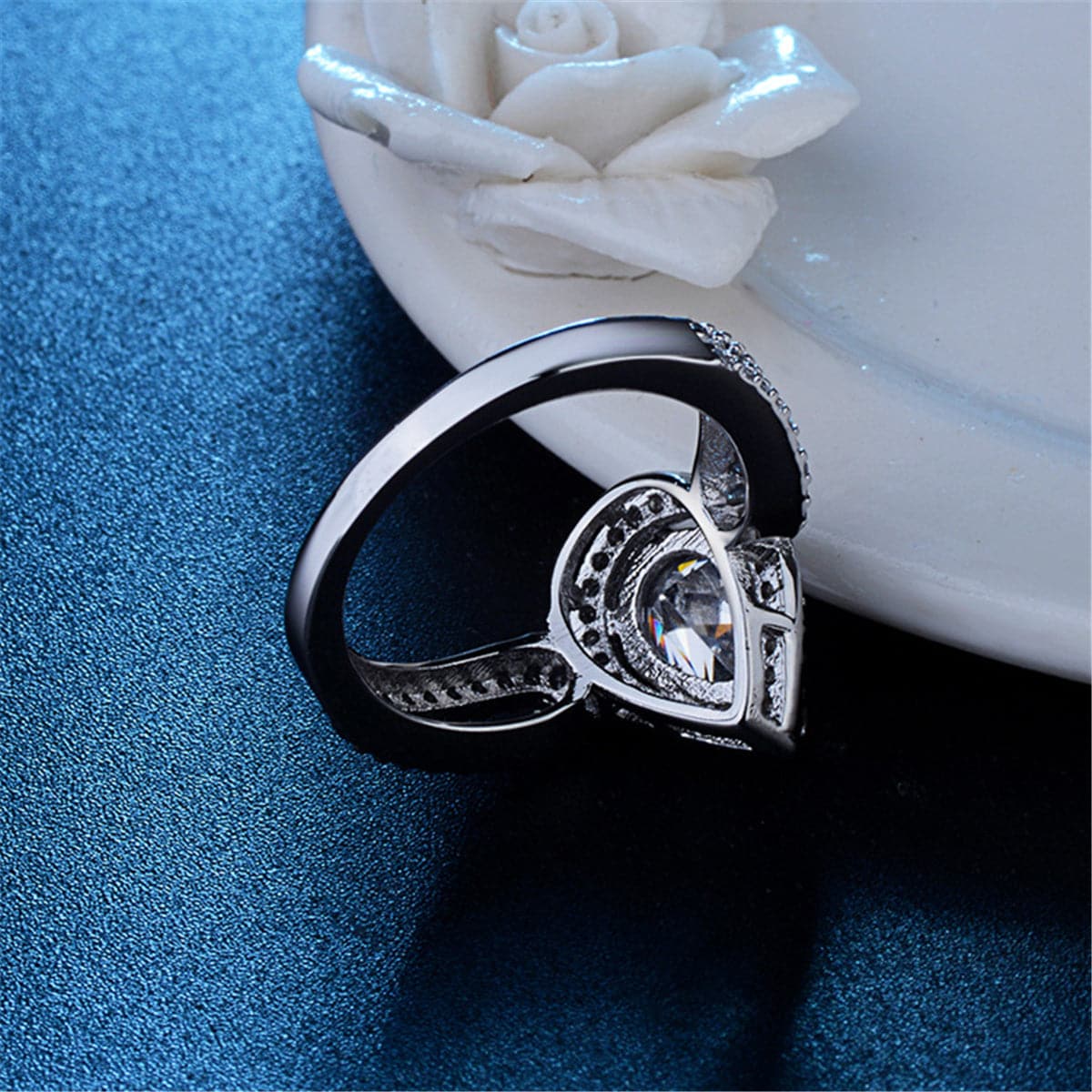 Crystal & cubic zirconia Teardrop Halo Ring - streetregion