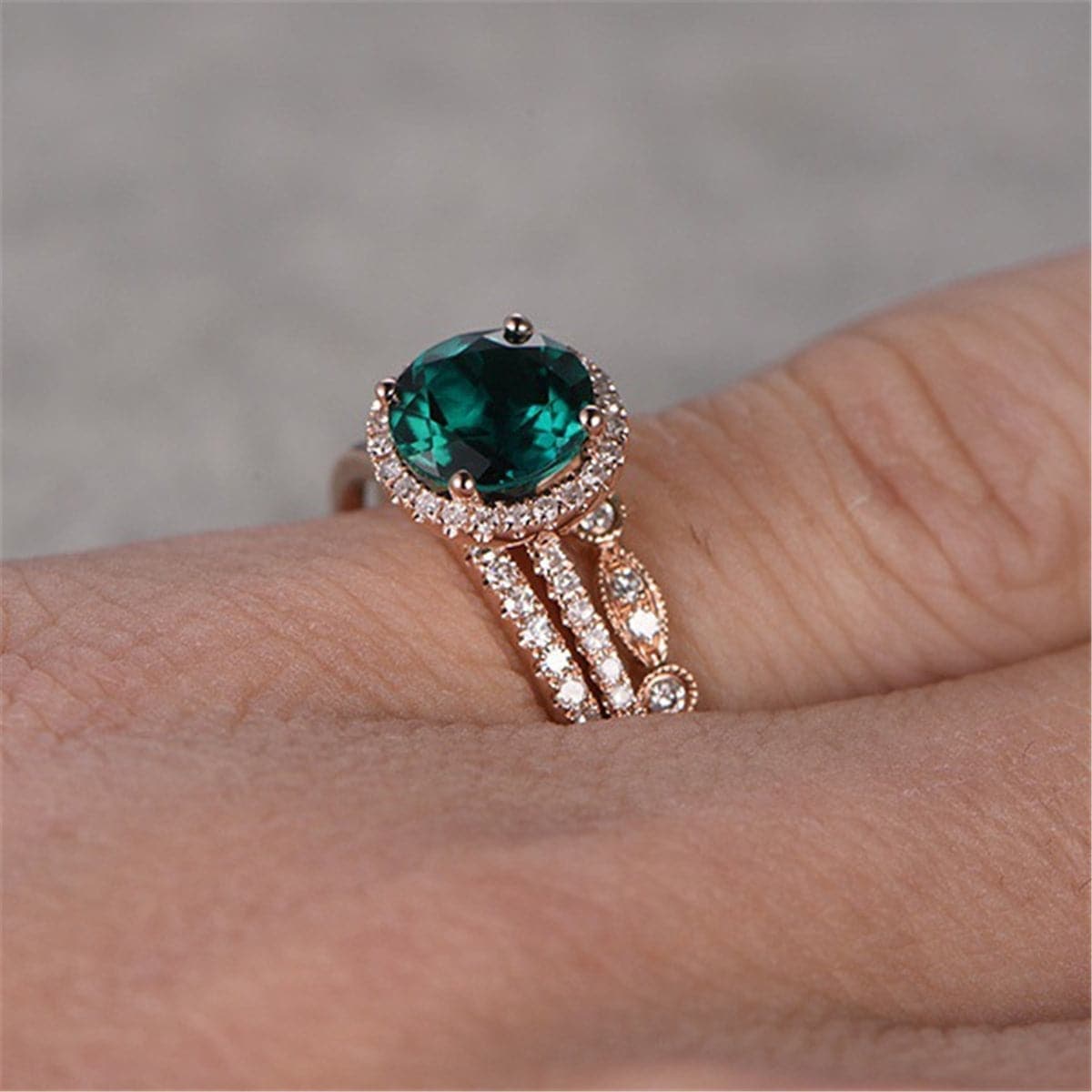 Green Crystal & cubic zirconia Ring Set - streetregion