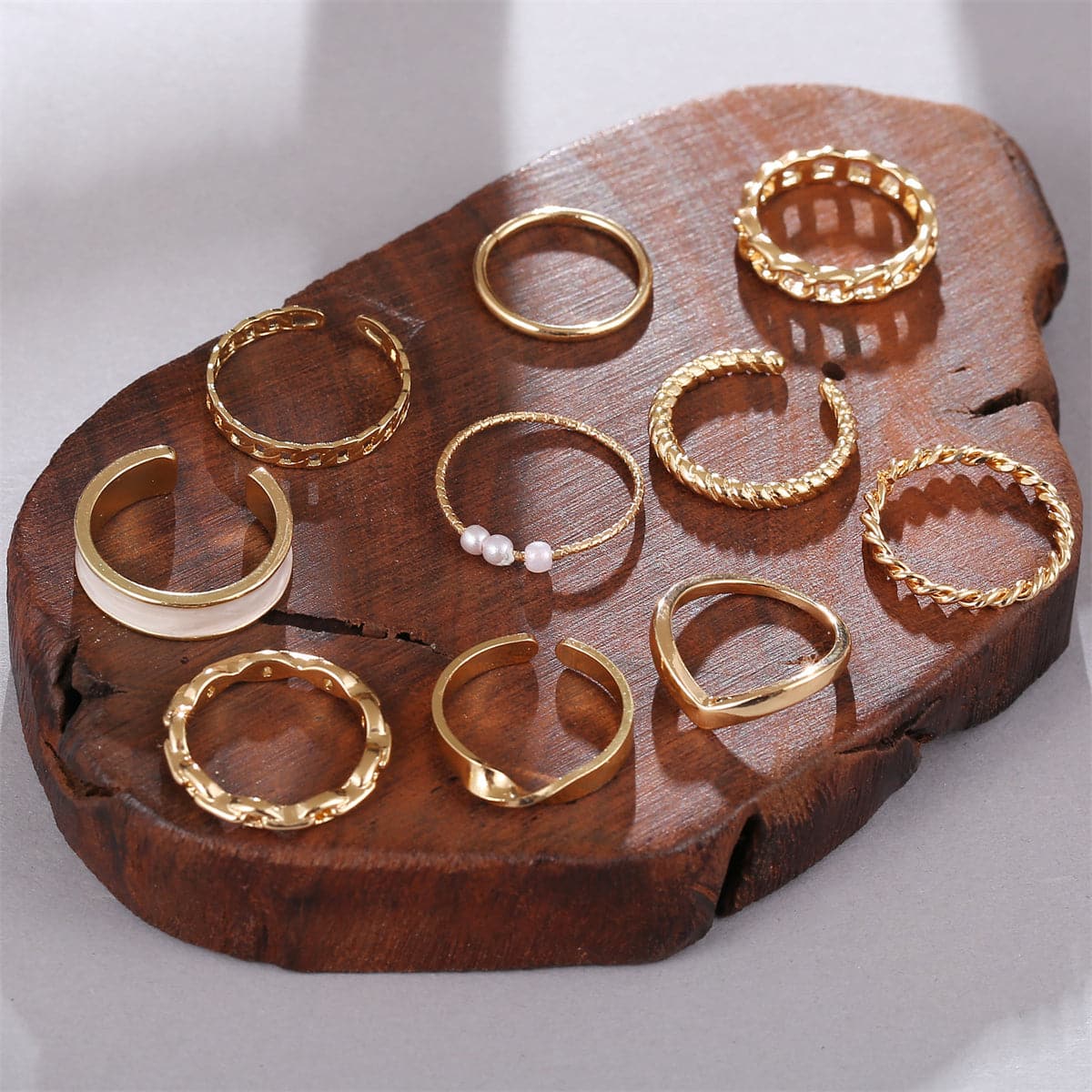 Pearl and Enamel 18K Gold-Plated Twine Chain Ring Set, jewelry gift sets for women, botanical inspired, styled look