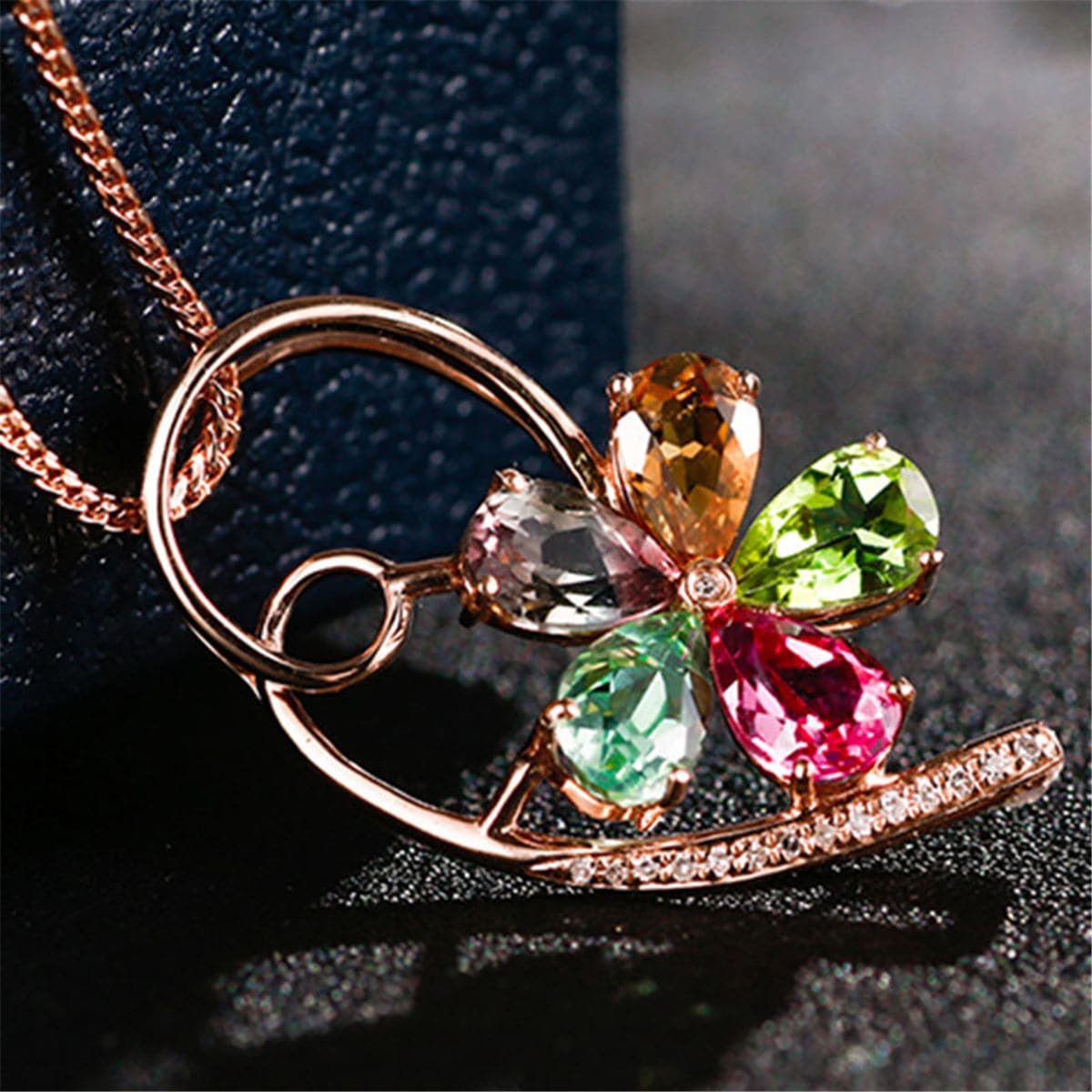 Crystal & cubic zirconia Clover Pendant Necklace - streetregion