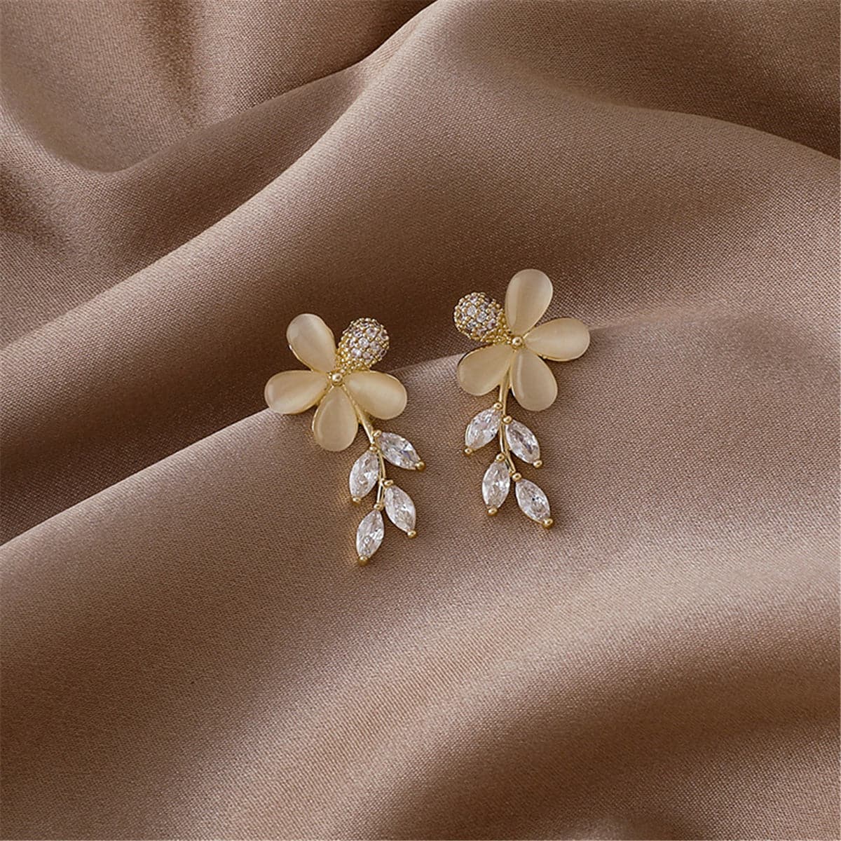 Crystal and Cat's Eye Floral Drop Earrings, drop earrings for women, vintage-inspired design, detail close-up